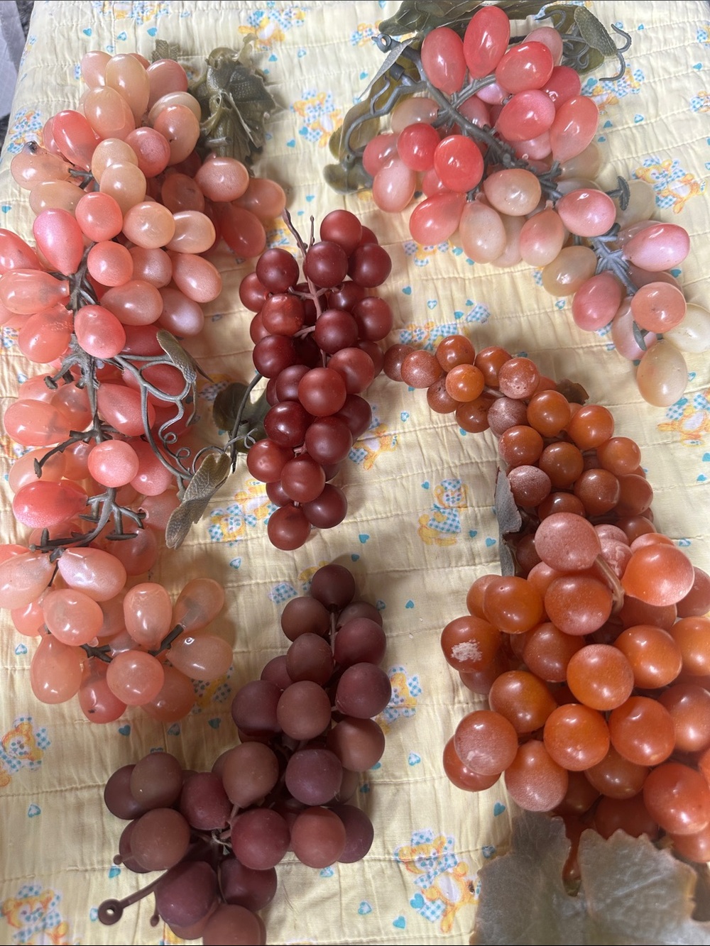 Vintage Faux Grape clusters Bunches Amber pinks reds lot of 5 #B
